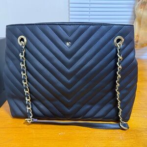Liz Claiborne Black Quilted Chain Shoulder Bag
